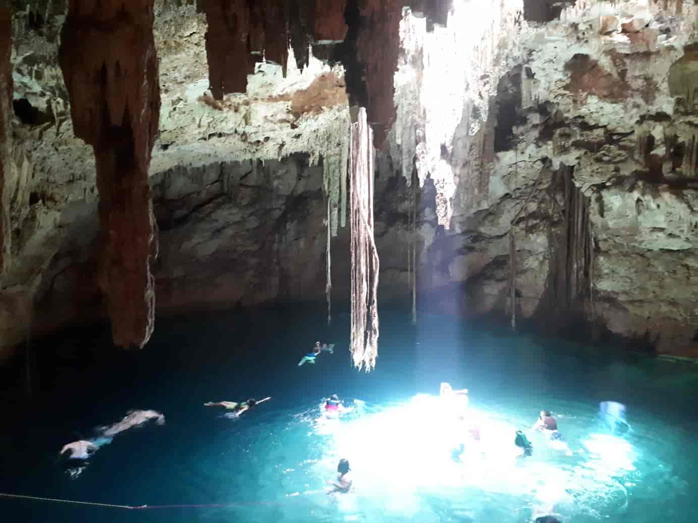 Cenote Bolon-Chohol à Cuzama